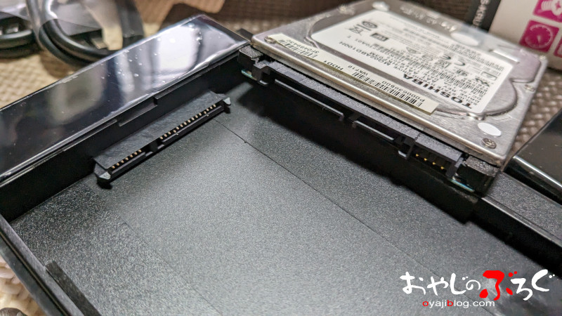 玄人志向 2.5型 SSD HDD ケース 工具不要の簡単組立